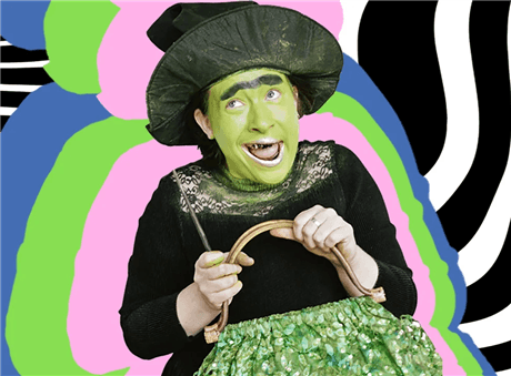 DeliaDelia! The Flat-Chested Witch!