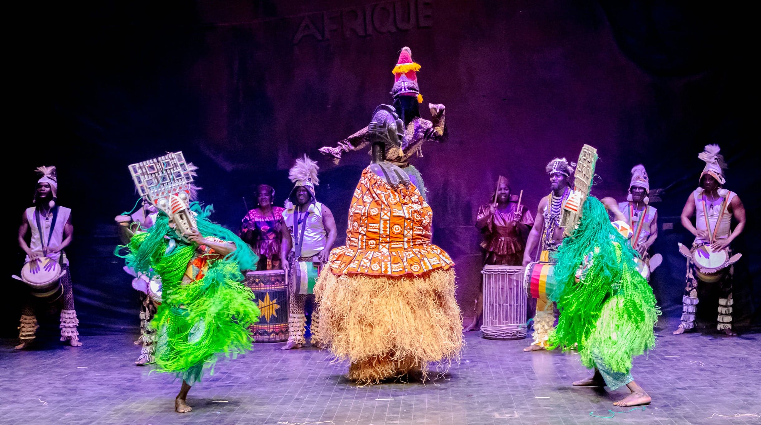 Les Ballets Africains